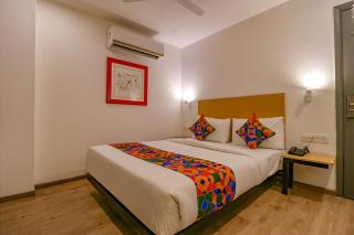 FabHotel Hargobind Enclave - 4