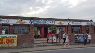 Beachside, Family-friendly, WiFi, 6 berth Caravan 226 - 9