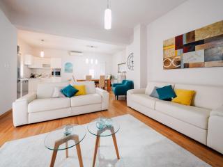 Spacious apartment with swimming pool - Ljubač - 2