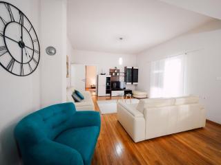 Spacious apartment with swimming pool - Ljubač - 1