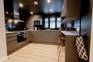 Large Modern 2 Bedroom Queen Street Apartment - Norwich - 9