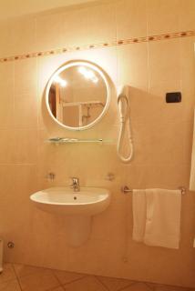Hotel La Maddalena - 5