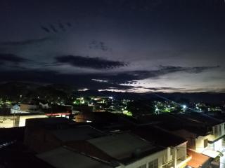 Lujoso Apartamento para Vacaciones y Negocios - Cartago - 7