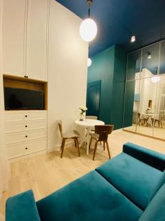 1 syp, Kawa Vertuo, kosmetyki Ada, 3 min Metro Wilenska, by VisitWarsaw Apartments - Warsaw - 8