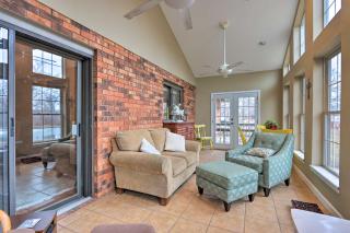 Spacious Home with Pond about 13 Mi to Columbia! - - 7