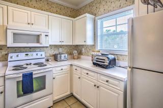 7 Mi to Myrtle Beach Boardwalk Condo with Balcony! - Myrtle Beach - 1