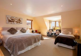 Tigh an Each B&B & Laggan Glamping - 1