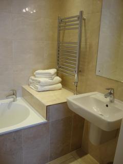 Ascot House - York - 5