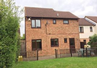 6 Bedroom House For Corporate Stays in Corby Suitable for Nightshift Workers - 8