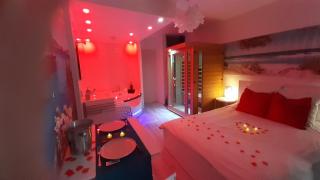 Le Bijou Appartement avec Jacuzzi et Sauna privatif Terrasse plein sud Clim Parking Privatif - Bandol - 5