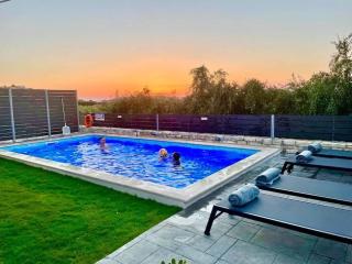 Villa Sheila with private pool - Roumelí - 8