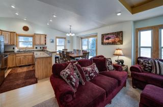 Quandary Vista Townhome: Private Hot Tub, Incredible Mountain Views - 6