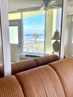 Coastal Cozy - Ocean View at Symphony Beach Club - Ormond Beach - 4