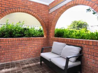 Yacaaba Cottage - Tea Gardens - 8