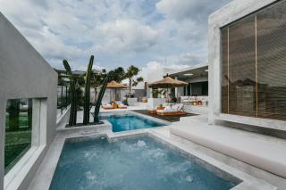 Concrete Retreat Villa - Canggu - 7