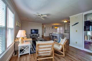 Sandy's Spot 605 IC - Avon - 3