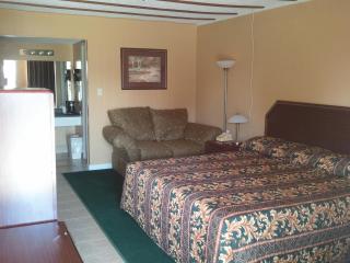 Holiday Motel - Hugo - 8