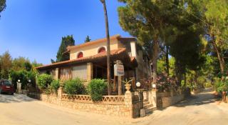 Pyrgaraki Studios and Apartments - Vasilikos - 1