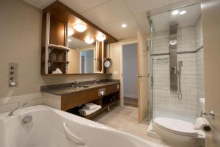 Hôtel & Suites Le Dauphin Québec - Québec - 8