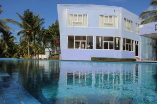 Scarlet Sails Resort - 5