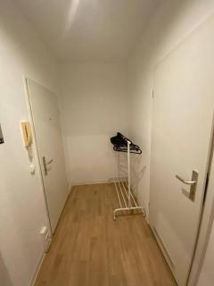 Gemütliche Wohnung mit Smart-TV und großem Balkon - Berlino - 6