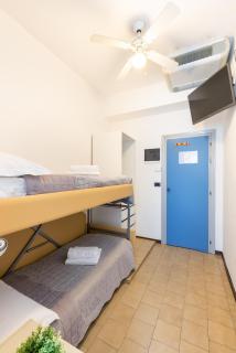 Hotel Mignon Riccione Fronte Mare - Riccione - 8