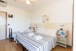 Hotel Mignon Riccione Fronte Mare - Riccione - 1