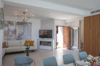 Artizan Seafront Villa 5 - Protaras - 1