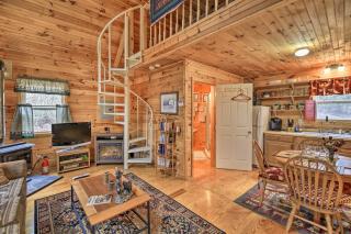 Peaceful Mountain City Cabin with Porch and Fire Pit - 7