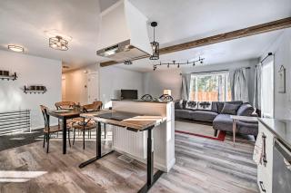 Kenai Home with Fireplace Less Than 10 Mi to Big Eddy! - Kenai - 2