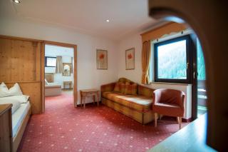 Hotel Chalet S - Dolomites Design - adults recommended - 2