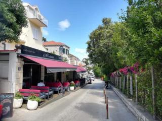 Apartment Kate, 3 - Bedroom (4+2), Large Terrace - 9