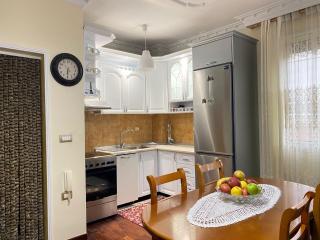 Cozy Apartment in the Center of Tirana - Tirana - 8