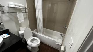 New American Inn & Suites - Anaheim - 2