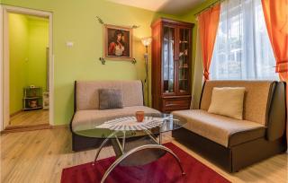 Stunning Apartment In Premantura - Premantura - 2