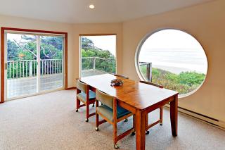 Finisterre Cottage - Yachats - 3