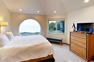 Finisterre Cottage - Yachats - 1