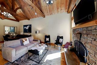 Gorge View Chalet - 9
