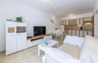 Awesome Home In Vodnjan With Kitchen - Vodnjan - 8