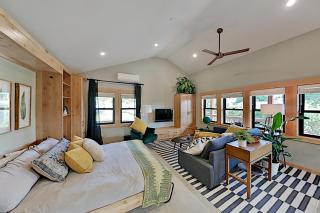 South Cedar Escape - Tacoma - 4