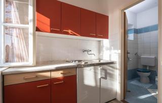 Awesome Home In Koromacno With Kitchen - 4
