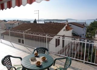 Apartments Celine & Fabienne - Brodarica - 0