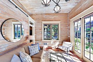 The Carriage House - 8