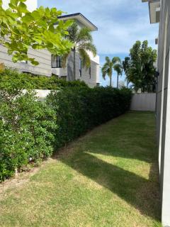 Laguna beach townhouse conner with garden - 8