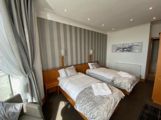 The Strand Hotel - 6