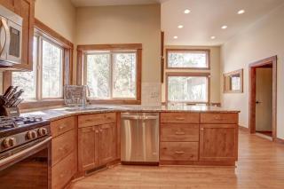Stonewood Cabin - 1