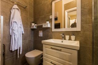 Angie Central Rooms - 4