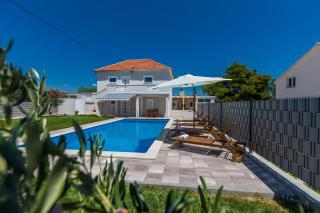 Kristina holiday home with private swimmingpool - 8