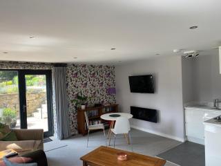 Room with a View - Holmfirth - 6