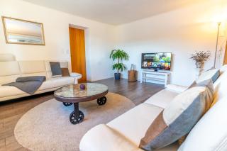 Charmantes Apartment mit grossem Garten .Kids4free. - Flims - 0